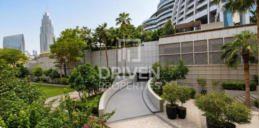 Apartment i Downtown Dubai (Downtown Burj Dubai), Dubai, UAE 2 soveværelser, 132.02 kvm № 744173