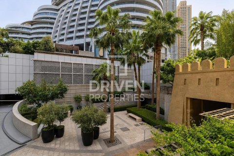 Apartment til salg i Downtown Dubai (Downtown Burj Dubai), Dubai, UAE 2 soveværelser, 132.02 kvm № 744173 - foto 20