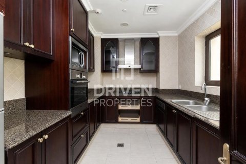 Apartment til salg i Downtown Dubai (Downtown Burj Dubai), Dubai, UAE 2 soveværelser, 132.02 kvm № 744173 - foto 15
