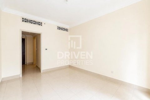 Apartment til salg i Downtown Dubai (Downtown Burj Dubai), Dubai, UAE 2 soveværelser, 132.02 kvm № 744173 - foto 12