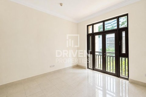 Apartment til salg i Downtown Dubai (Downtown Burj Dubai), Dubai, UAE 2 soveværelser, 132.02 kvm № 744173 - foto 9