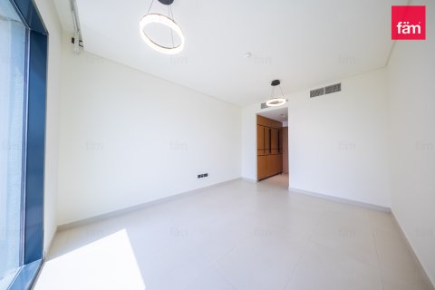 Lägenhet till försäljning i Dubai, UAE 2 sovrum, 124.2 kvm Nr. 719596 - fotografi 3