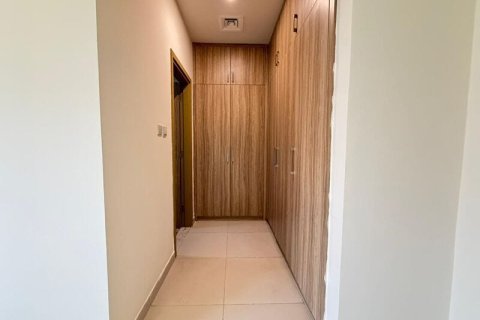 Villa sa Dubai Land, Dubai, UAE 3 silid-tulugan, 175 sq.m. № 721208 - larawan 8