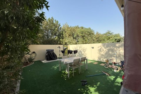 Vilë në Dubai Land, Dubai, Emiratet e Bashkuara Arabe 3 dhoma gjumi, 175 m2. № 721208 - Foto 22