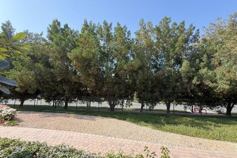 Villa sa Dubai Land, Dubai, UAE 3 silid-tulugan, 175 sq.m. № 721208 - larawan 16