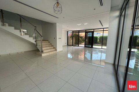 Villa in Dubai, UAE 3 bedrooms, 378.3 sq.m. № 714007 - photo 11
