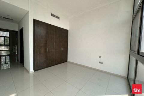 Villa in Dubai, UAE 3 bedrooms, 378.3 sq.m. № 714007 - photo 5