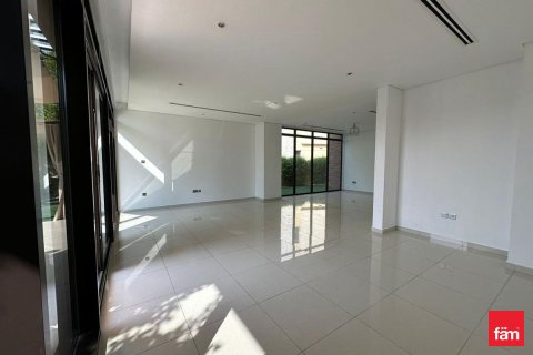 Villa in Dubai, UAE 3 bedrooms, 378.3 sq.m. № 714007 - photo 6