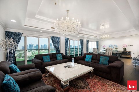 Kattohuoneisto Dubai Sports City, Arabiemiraatit 4 makuuhuonetta, 455.7 m2 № 640609 - kuva 4