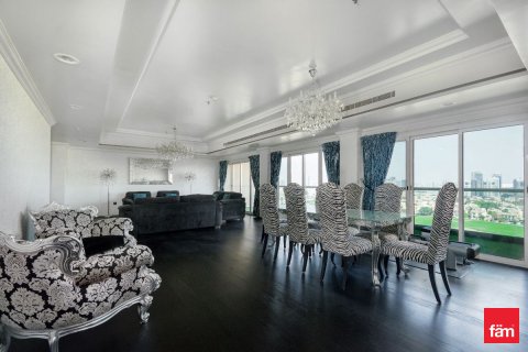 Kattohuoneisto Dubai Sports City, Arabiemiraatit 4 makuuhuonetta, 455.7 m2 № 640609 - kuva 3