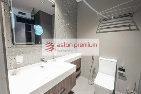 Apartman u Jumeirah Lake Towers, Dubai, UAE 1 spavaća soba, 80.8 m2 Br. 670400 - fotografija 18