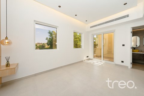 Vila u The Springs, Dubai, UAE 2 spavaćih soba, 172.8 m2 Br. 733954 - fotografija 9