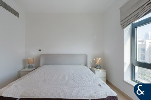 Apartmen di TRAVO di The Views, Dubai, UAE 1 bilik tidur, 77 meter persegi № 698339 - foto 11