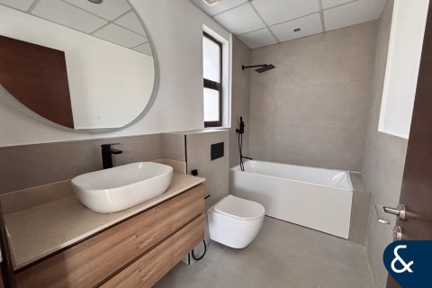 Vila v Reem, Dubai, SAE 3 spálne, 237 m2 č. 698337 - Fotografia 12