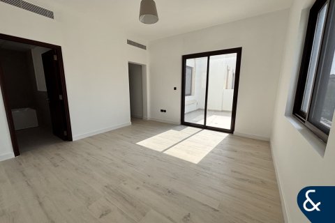 Vila v Reem, Dubai, SAE 3 spálne, 237 m2 č. 698337 - Fotografia 11