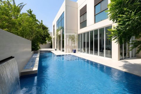 Вилла Meydan, Дубай, БАӘ-да 5 жатын бөлмелер, 933.95 м² № 755960 - фото 1