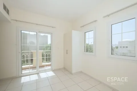 Üürile anda villa asukohaga The Springs, Dubai, AÜE: 2 magamistoaga, 167 m² Nr 738413 - pilt 6