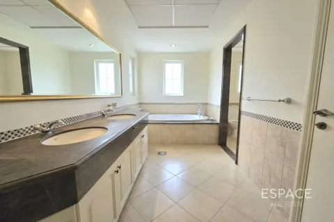 Villa itt: Arabian Ranches, Dubai, EAE, 4 hálószoba, 361 m², azonosító: 738410 - fénykép 14