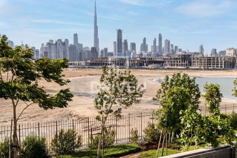 Vilë në Mohammed Bin Rashid City, Dubai, Emiratet e Bashkuara Arabe 4 dhoma gjumi, 569.96 m2. № 767267 - Foto 15