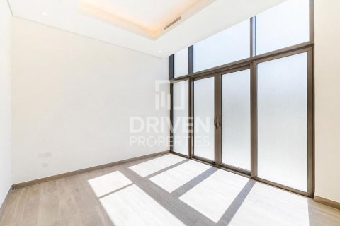 Vilë në Mohammed Bin Rashid City, Dubai, Emiratet e Bashkuara Arabe 4 dhoma gjumi, 595.69 m2. № 767266 - Foto 16