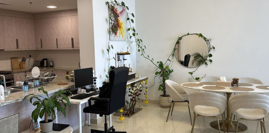 Apartment i Al Furjan, Dubai, UAE 2 soveværelser, 146.2 kvm № 720997