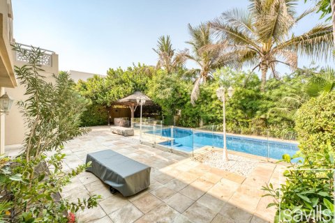 וילה להשכרה ב Meadows, Dubai, איחוד האמירויות  5 חדרי שינה, 552 מ"ר, מספר 650753 - תמונה 3