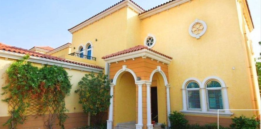 Vilă în Jumeirah Park, Dubai, EAU 3 dormitoare, 680 mp. №650751