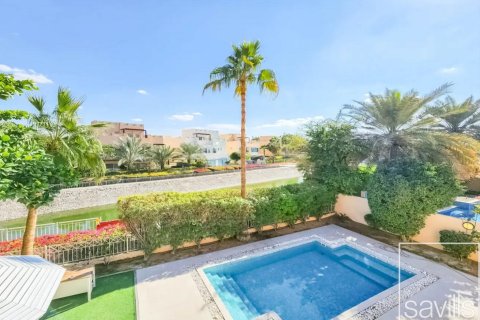 Villa zur Miete in The Lakes, Dubai, VAE 6 Schlafzimmer, 709 m2 Nr. 650752 - Foto 2