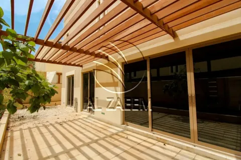 Villa till försäljning i Al Raha Gardens, Abu Dhabi, UAE 4 sovrum, 300 kvm Nr. 662938 - fotografi 1