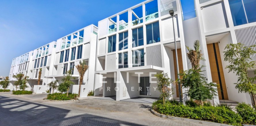 Villa a Dubai, EAU 4 camere da letto № 681720