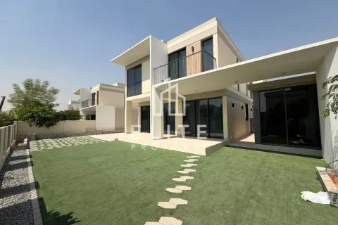 Villa zur Miete in Tilal Al Ghaf, Dubai, VAE 5 Schlafzimmer Nr. 681725 - Foto 1