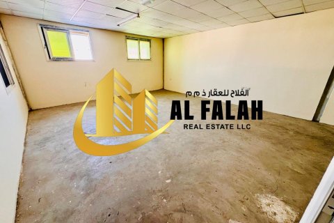 Almacén en alquiler en Al Sajaa, Sharjah, EAU 836 m2 № 650811 - foto 8