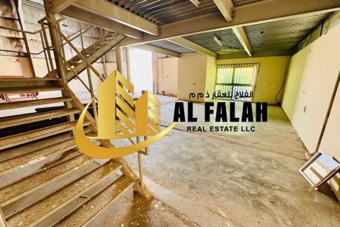 Almacén en alquiler en Al Sajaa, Sharjah, EAU 836 m2 № 650811 - foto 9