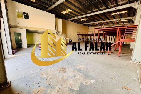 Almacén en alquiler en Al Sajaa, Sharjah, EAU 836 m2 № 650811 - foto 2