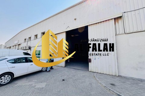 Almacén en alquiler en Al Sajaa, Sharjah, EAU 836 m2 № 650811 - foto 4