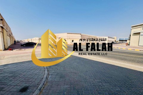 Almacén en alquiler en Al Sajaa, Sharjah, EAU 836 m2 № 650811 - foto 3