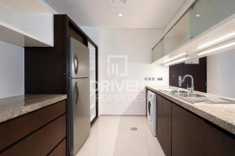 Lägenhet uthyres i Sheikh Zayed Road, Dubai, UAE 2 sovrum, 106 kvm Nr. 745502 - fotografi 11