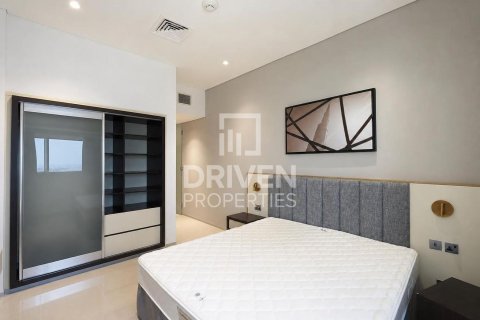 Apartmen di Sheikh Zayed Road, Dubai, UAE 1 bilik tidur, 85.01 meter persegi № 745501 - foto 8