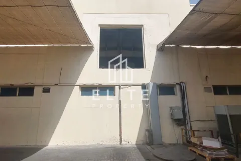 Almacén en venta en Sharjah, EAU 6039 m2 № 638861 - foto 8