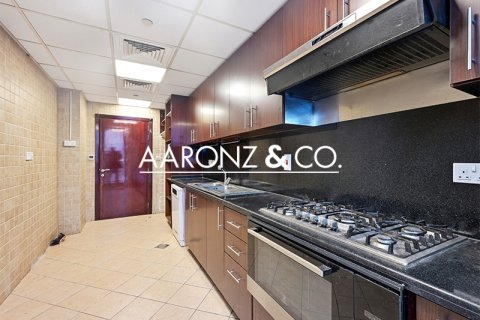 Apartament do wynajęcia w Dubai Marina, Dubai, ZEA 3 sypialnie, 266 mkw., nr 699132 - zdjęcie 10