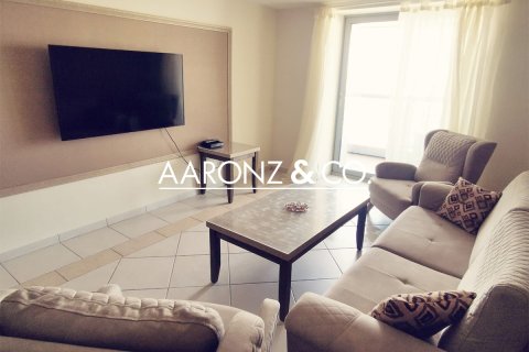 Lägenhet till försäljning i Dubai Marina, Dubai, UAE 2 sovrum, 110 kvm Nr. 699130 - fotografi 4