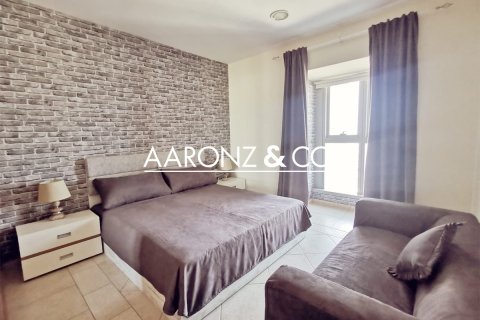 Lägenhet till försäljning i Dubai Marina, Dubai, UAE 2 sovrum, 110 kvm Nr. 699130 - fotografi 7