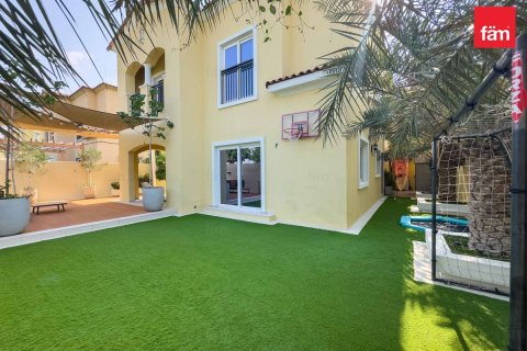 Villa zum Verkauf in Dubai, VAE 4 Schlafzimmer, 400 m2 Nr. 678988 - Foto 12