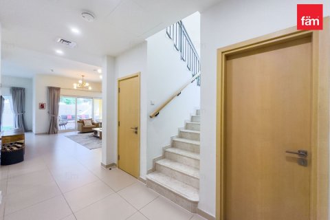 Villa zum Verkauf in Dubai, VAE 4 Schlafzimmer, 400 m2 Nr. 678988 - Foto 29