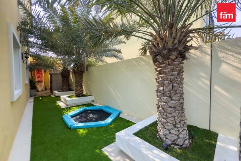 Villa zum Verkauf in Dubai, VAE 4 Schlafzimmer, 400 m2 Nr. 678988 - Foto 14