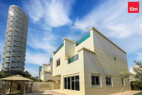 Villa til leie i Dubai, Emiratene 4 soverom, 501.5 kvm Nr. 655839 - Foto 1