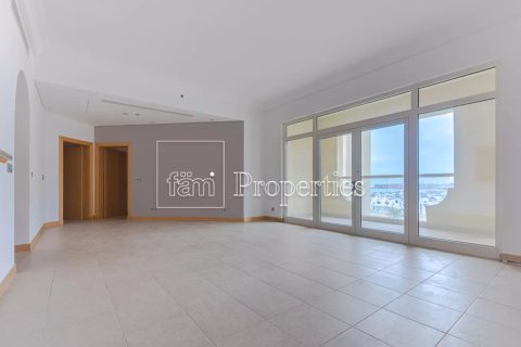 Lägenhet till försäljning i Palm Jumeirah, Dubai, UAE 2 sovrum, 147.3 kvm Nr. 655835 - fotografi 1