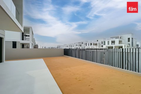 Vilă de închiriat în Dubai, EAU 4 dormitoare, 456 mp.  №655836 - poză 6