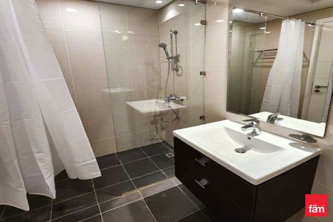 Apartment in Dubai, UAE 39.8 sq.m. № 727852 - photo 9