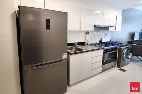 Apartment in Dubai, UAE 39.8 sq.m. № 727852 - photo 3
